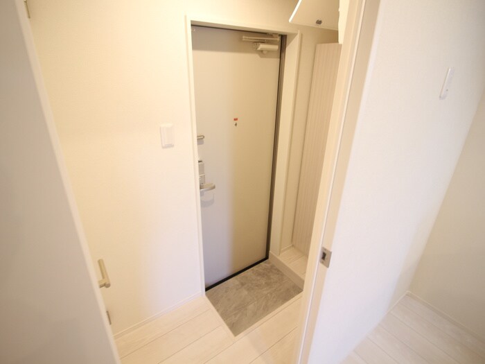 物件内観写真18　(廊下)