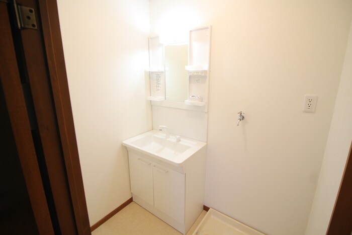 物件内観写真7　(洗面)