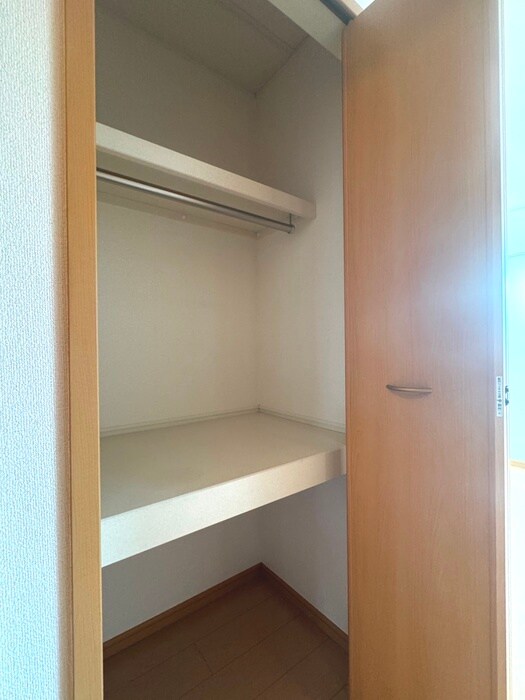 物件内観写真8　(収納)