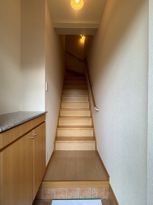 物件内観写真15　(玄関)