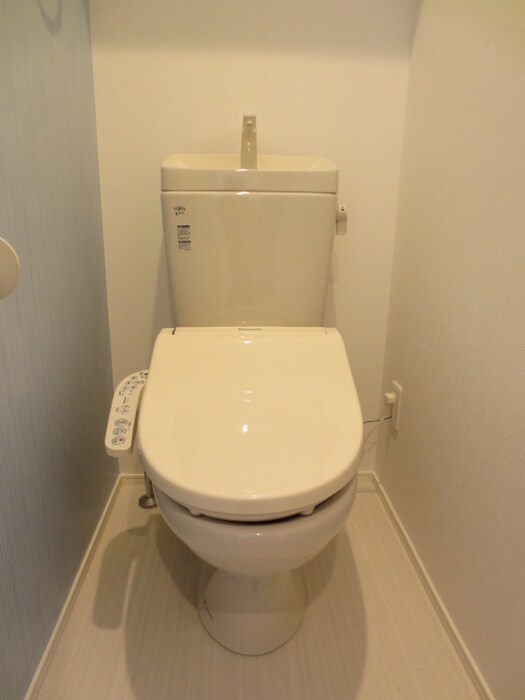 物件内観写真16　(トイレ)