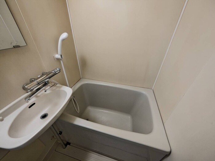 物件内観写真11　(バス／シャワールーム等)