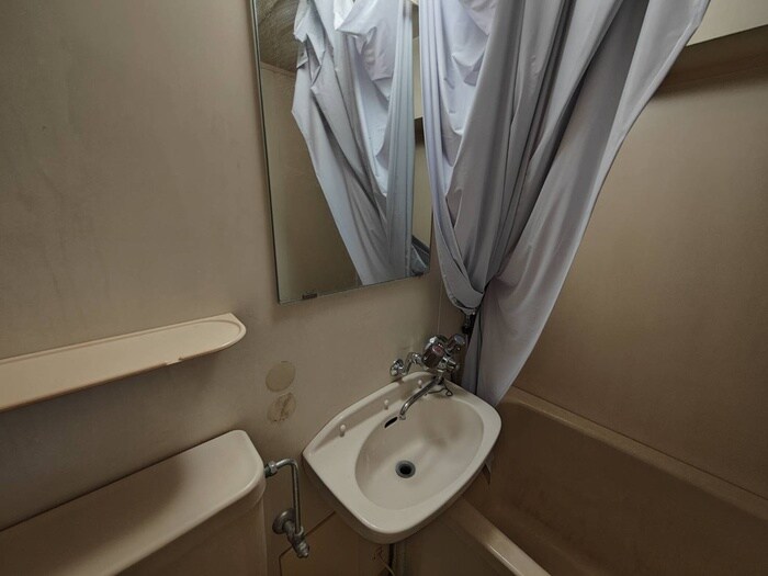 物件内観写真13　(洗面)