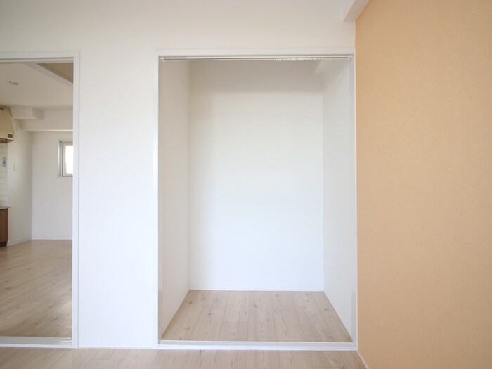 物件内観写真9　(収納)
