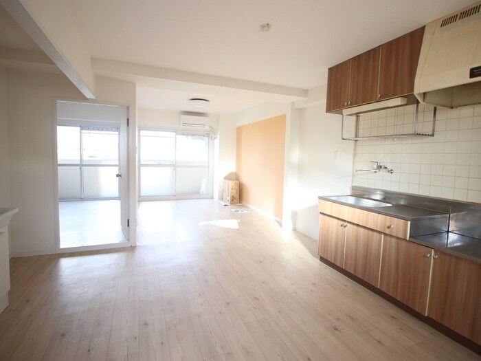 物件内観写真19　(居室)