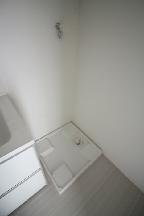 物件内観写真11　(洗濯機置場)