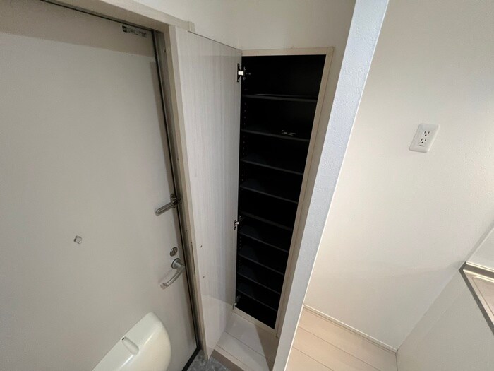 物件内観写真18　(靴箱)