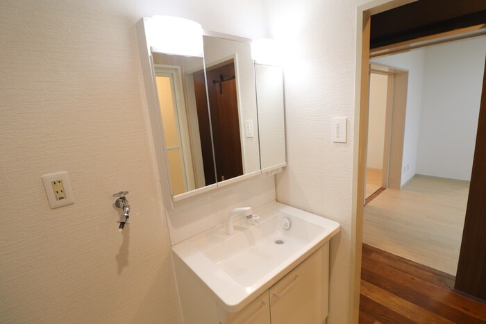 物件内観写真10　(洗面)