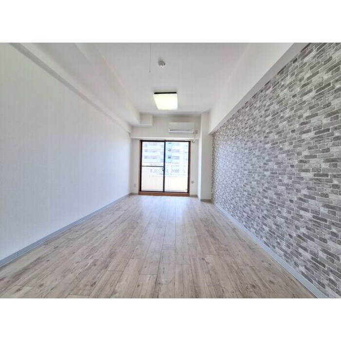 物件内観写真2　(居室)