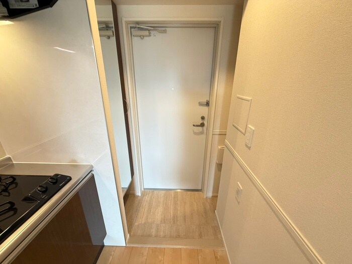 物件内観写真19　(玄関)