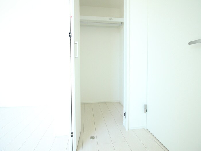 物件内観写真9　(収納)