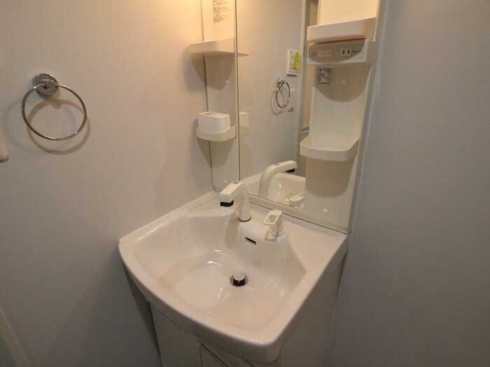 物件内観写真12　(洗面)