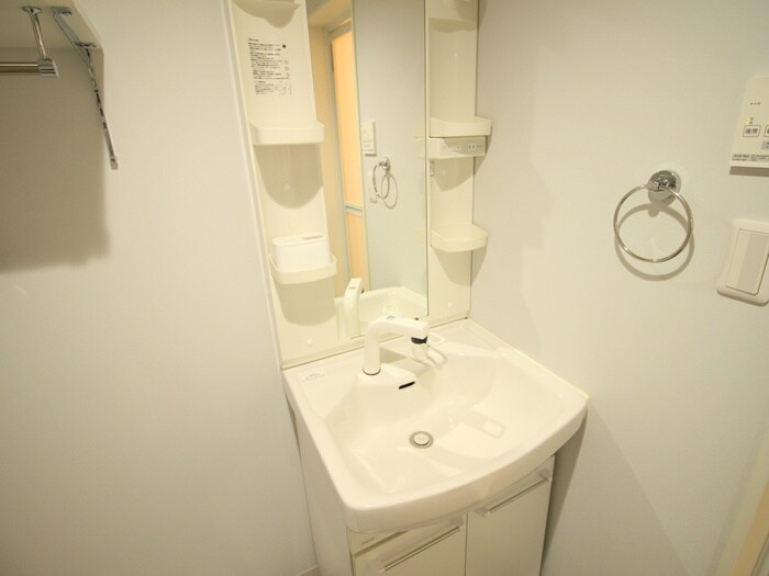 物件内観写真14　(洗面)