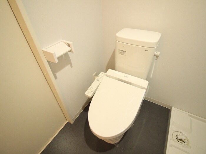 物件内観写真16　(トイレ)