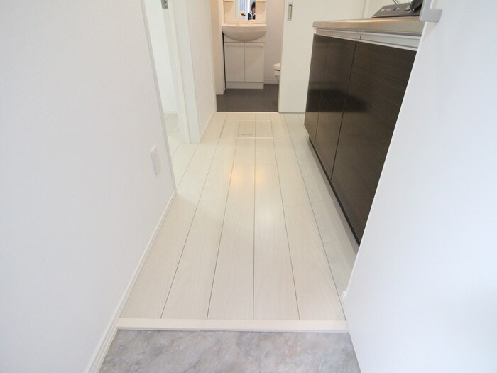 物件内観写真22　(廊下)
