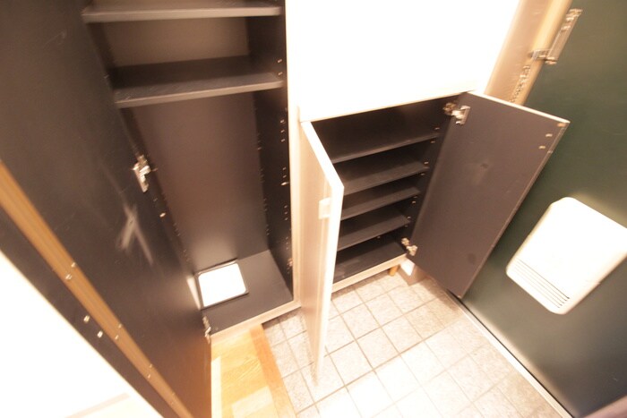 物件内観写真16　(靴箱)