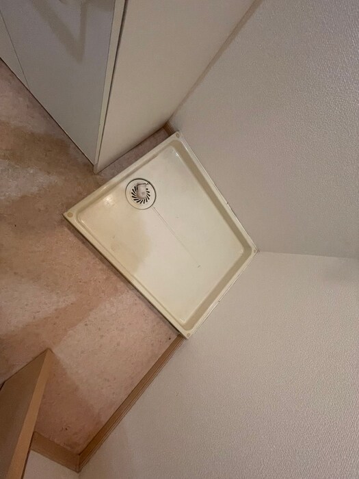 物件内観写真9　(洗濯機置場)