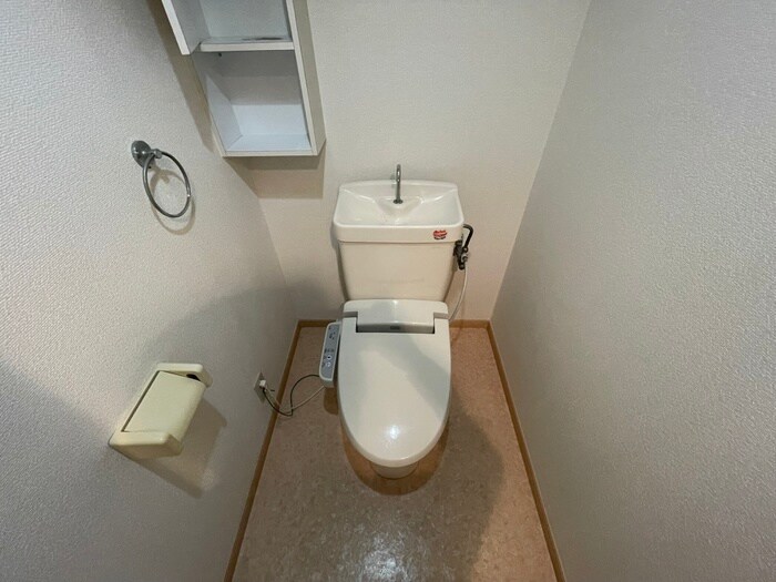 物件内観写真13　(トイレ)