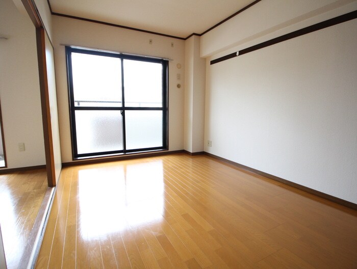 物件内観写真11　(居室)