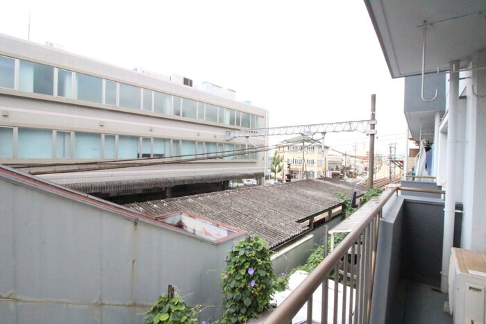 物件内観写真16　(室内からの展望)