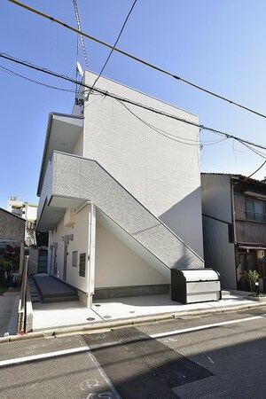 クレア天塚外観写真