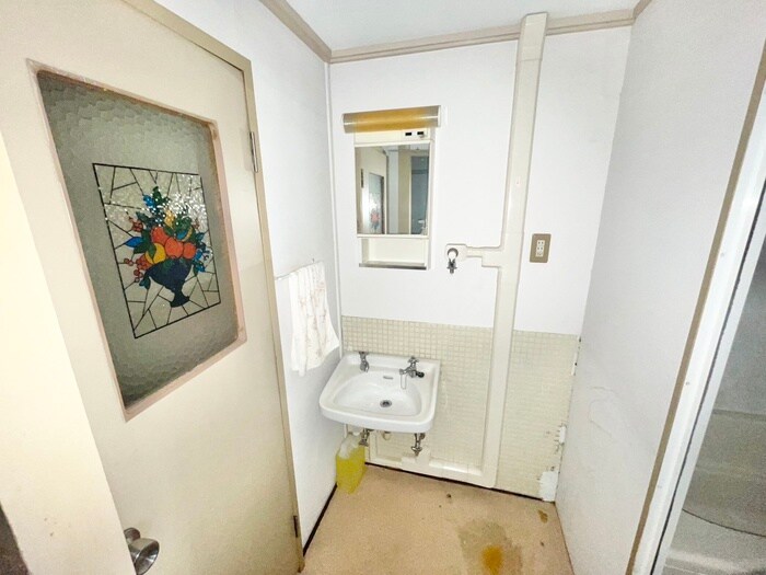 物件内観写真11　(洗面)
