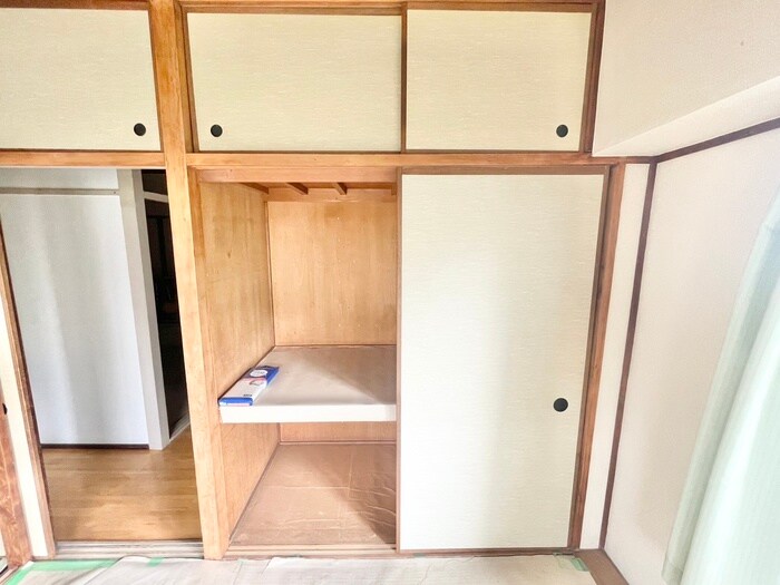 物件内観写真12　(収納)