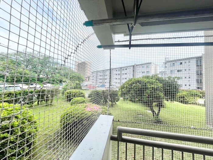 物件内観写真22　(室内からの展望)