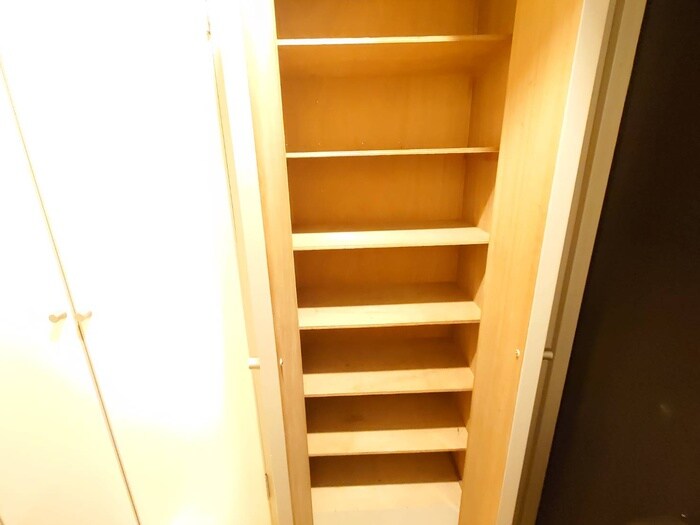 物件内観写真14　(靴箱)