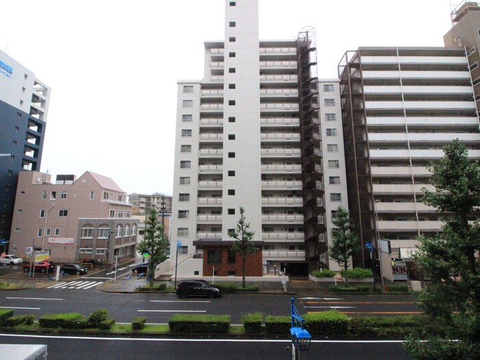 物件内観写真17　(室内からの展望)