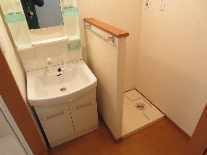 物件内観写真12　(洗面)