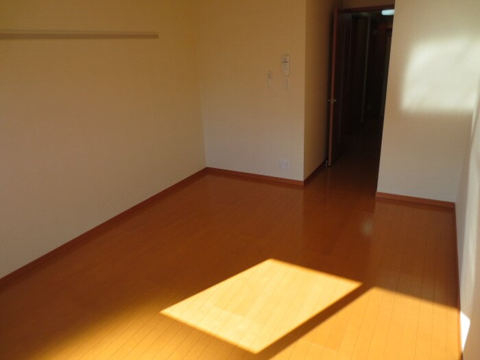 物件内観写真18　(居室)