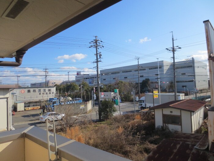 物件内観写真20　(室内からの展望)