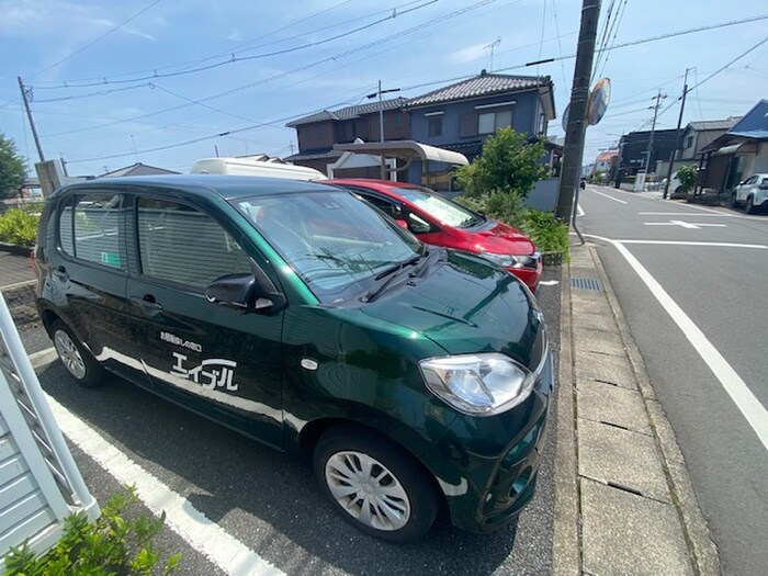物件外観写真4　(駐車場)