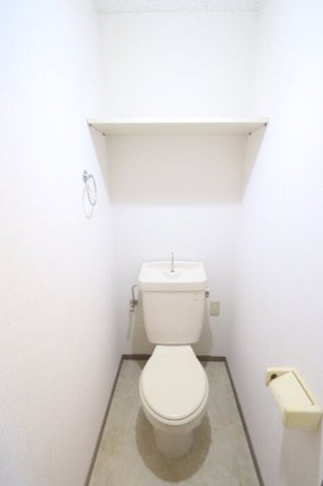 物件内観写真5　(トイレ)