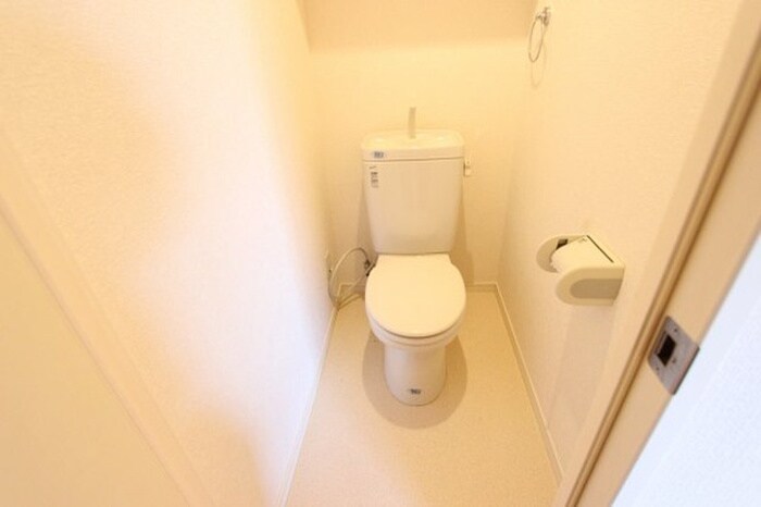 物件内観写真16　(トイレ)