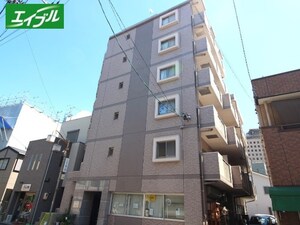 カ－ロ－ドサクラ外観写真