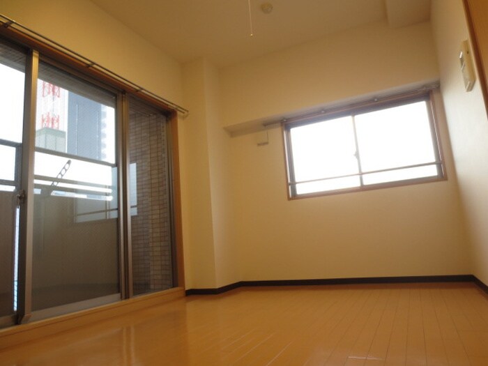 物件内観写真10　(居室)