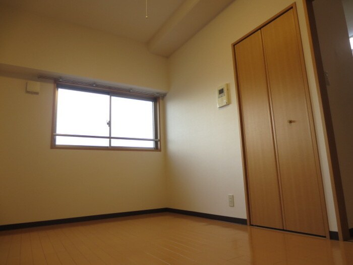 物件内観写真11　(居室)