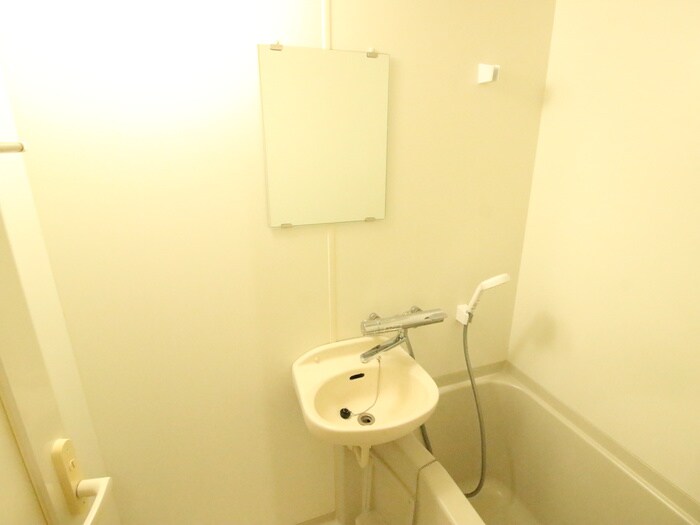 物件内観写真13　(洗面)