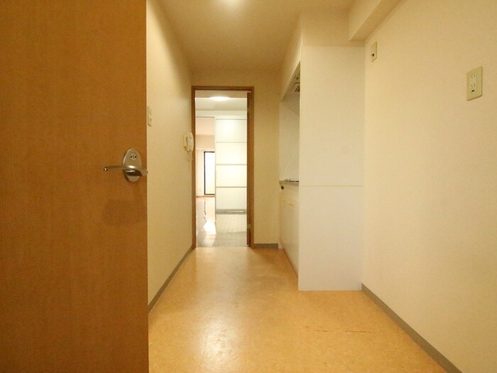物件内観写真22　(廊下)
