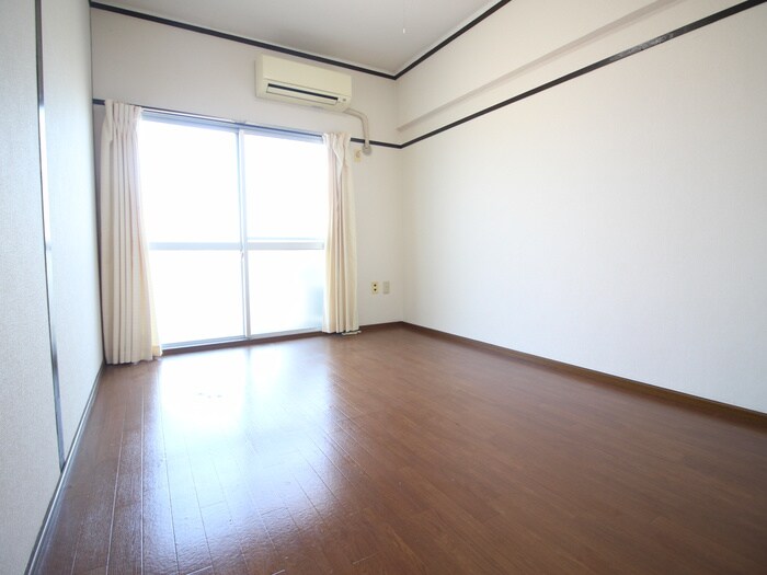 物件内観写真12　(居室)