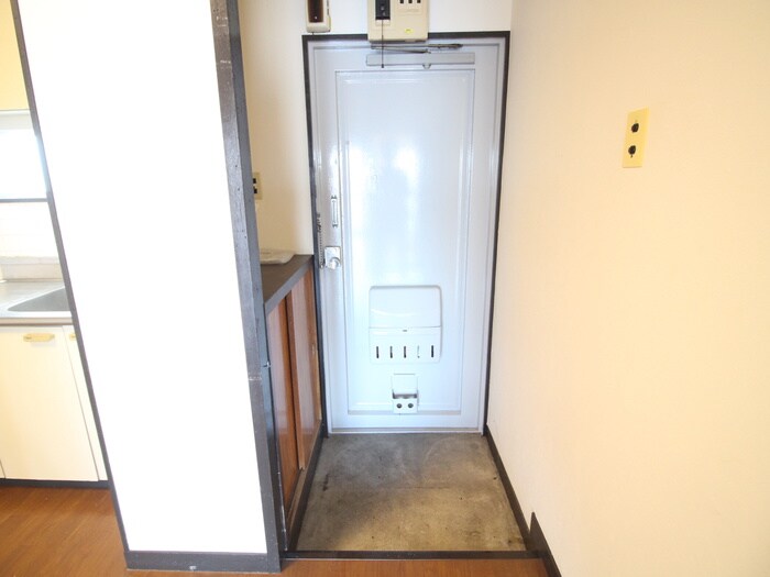 物件内観写真20　(玄関)