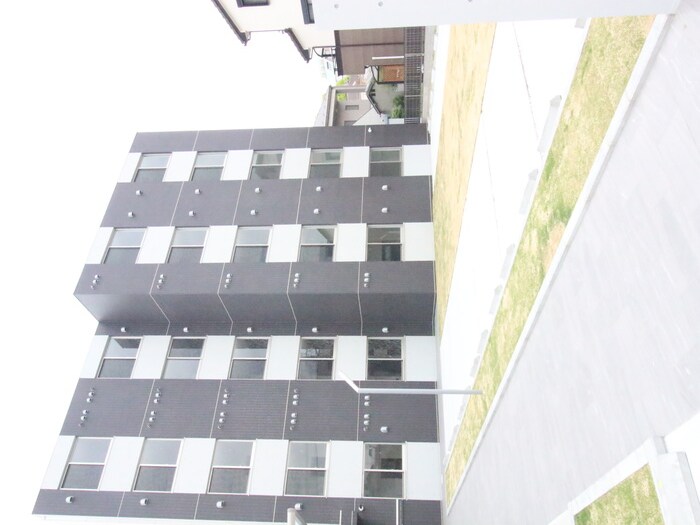 物件外観写真3　(外観写真)