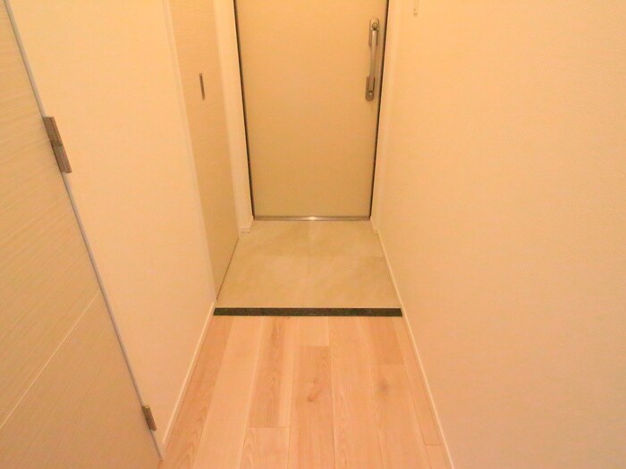 物件内観写真19　(廊下)