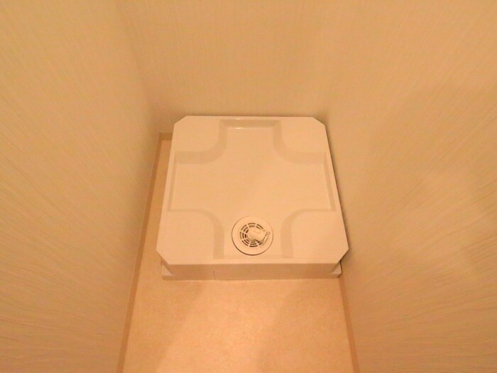 物件内観写真22　(洗濯機置場)