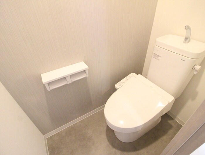 物件内観写真12　(トイレ)
