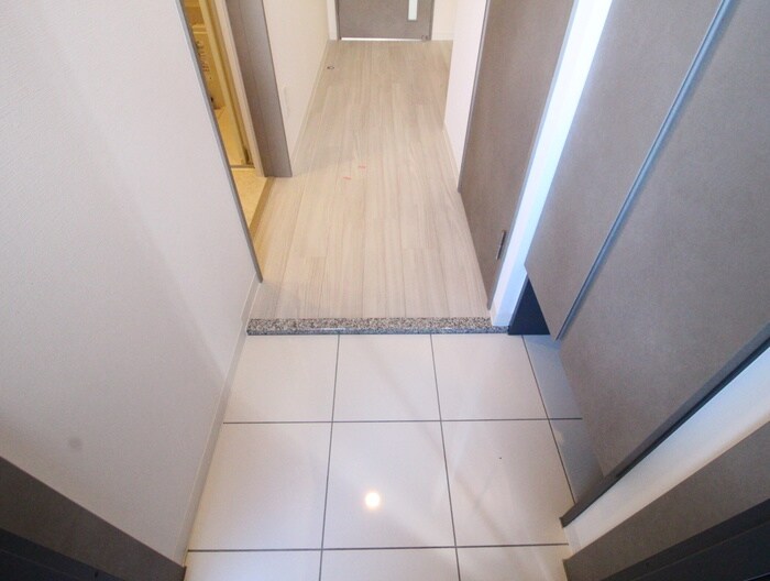 物件内観写真21　(玄関)