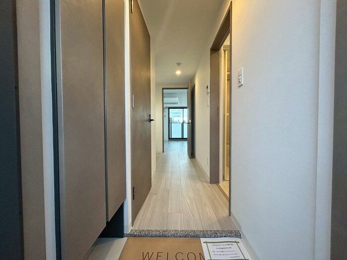 物件内観写真22　(玄関)