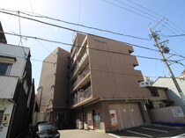 内山ビルの外観写真